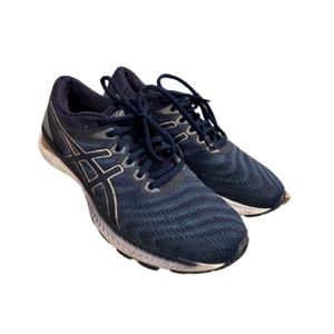 Women Running shoes ASICS size 8.5